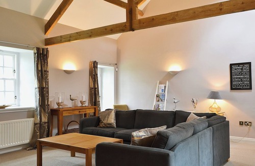 Bamburgh Cottage | Quality accommodation which boasts views across Budle Bay and Holy Island.