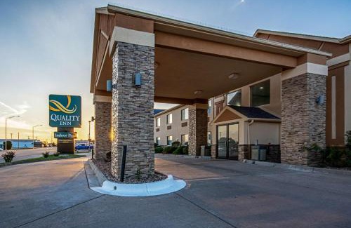 Dodge City Hotel | Quality Inn Dodge City