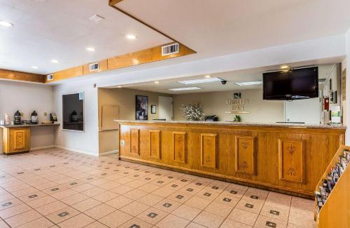 Raisin Hotel | Quality Inn Fresno Near University