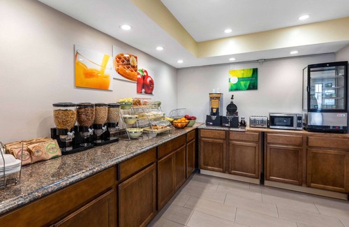 Lomita Hotel | Quality Inn Lomita - Los Angeles South Bay