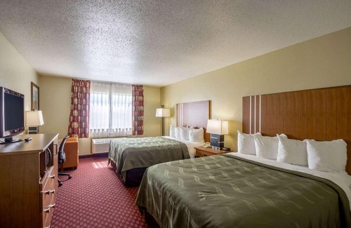 Mineral Point Hotel | Quality Inn Mineral Point