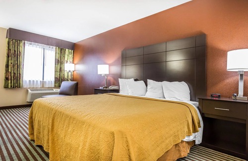 Mount Vernon Hotel | Quality Inn Mount Vernon, IL