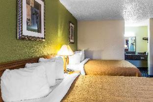 Savannah Hotel | Quality Inn Savannah Midtown