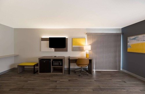 Artesia Hotel | Quality Inn & Suites Artesia