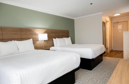 Whitehorse Hotel | Quality Inn & Suites