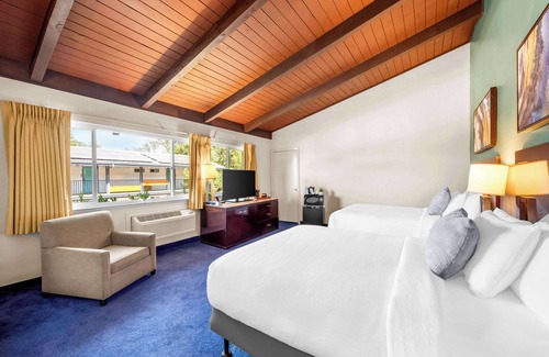 Jackson Hotel | Quality Inn & Suites
