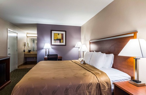 San Marcos Hotel | Quality Inn University near Downtown