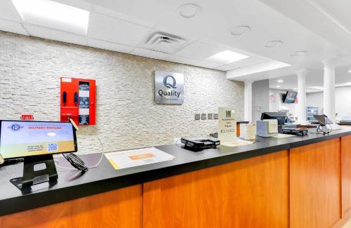 Salisbury Hotel | Quality Inn