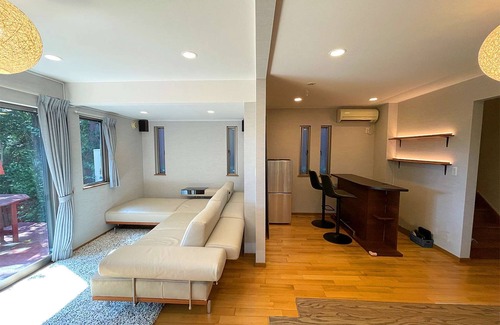Honkomagome Apartment | Quality lodging in the heart of Tokyo. A 4-minute walk from Tabata Station on the JR Yamanote Line. Maximum of 19 people.