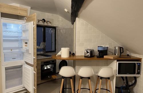 Saint-Germain-en-Laye Apartment | Quality Suites - Proche Versailles Paris - Parking Gratuit