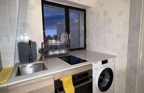 Saint-Germain-en-Laye Apartment | Quality Suites - Proche Versailles Paris - Parking Gratuit