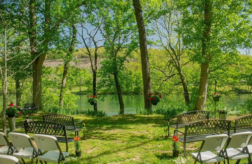 Flippin Cabin | Quality Time at is best, Stay,Play and Fish on the most serene part of the River
