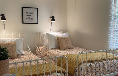 Travelers Rest House | Quant & Quiet w/ King Bed 25 min Downtown Greenville Biking, Hiking, Kayaking