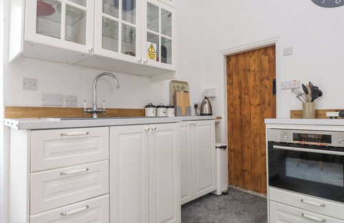 Bangor Cottage | QUARRY COTTAGE, family friendly, with open fire in Bethesda