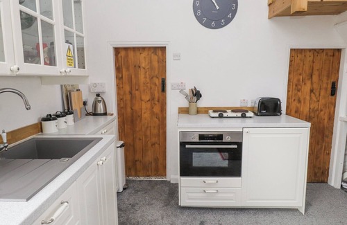 Bangor Cottage | QUARRY COTTAGE, family friendly, with open fire in Bethesda