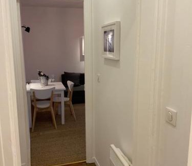 Montreuil Apartment | Quartier bas Montreuil à 3minutes du métro