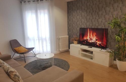 Ourense Apartment | QUATRE CASAS