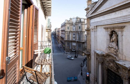 Centro Storico Apartment | Quattro Canti Elegant Apartment x4! NEW