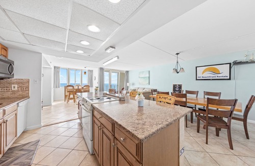 Ocean City Apartment | Quay 1008 Direct Ocean Front in/outdoor Pools