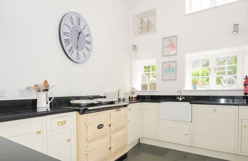 Charlestown Cottage | QUAY HOUSE, pet friendly, country holiday cottage in Charlestown