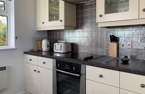 Waldringfield Cottage | Quayside Cottage : UK33899