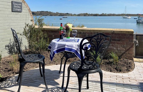 Waldringfield Cottage | Quayside Cottage : UK33899