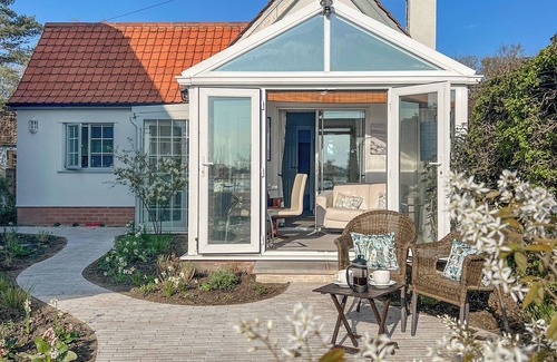 Waldringfield Cottage | Quayside Cottage : UK33899