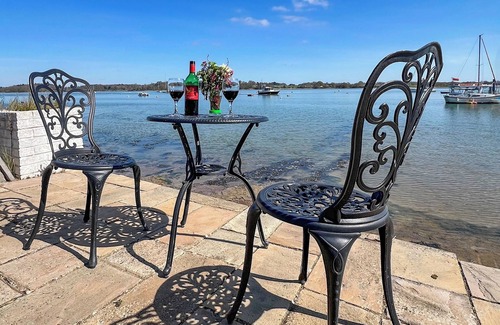 Waldringfield Cottage | Quayside Cottage : UK33899