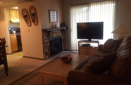 Kimball Junction Condo | Queen Bed, Wifi, Fireplace, Outdoor Hot Tub