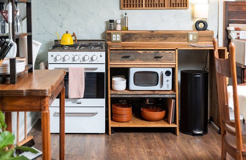 Staunton Apartment | Queen City Hideaway - walk downtown, newly reno, classic, and cozy with views!