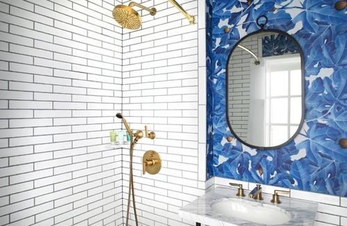 Downtown Los Angeles Hotel | Queen Room at Hotel Figueroa | Pet-friendly Stay w/Pool & Close to MOCA