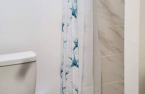 Tallahassee Apartment | Queen room: in a duplex nr FSU, private bath-1n
