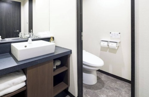 Shinjuku Hotel | Queen room in hotel in enchanting Shinjuku City