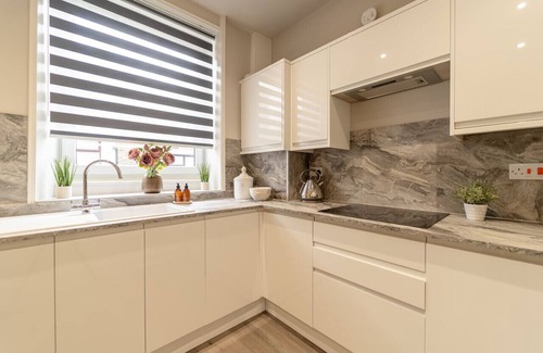 Nelson House | Queen`s Cottage Barrowford