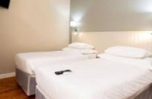 Oudtshoorn Apartment | Queen's Residences by BON Hotels