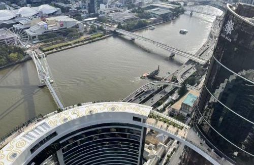Brisbane Central Business District Apartment | Queen's Wharf - Hosted by Nick