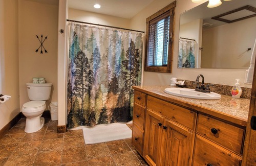 Island Park Cabin | Queen Suite at Ponds Lodge Cabin 31 Unit 4