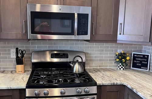 First Ward House | QueenCity with a View In the heart of Uptown