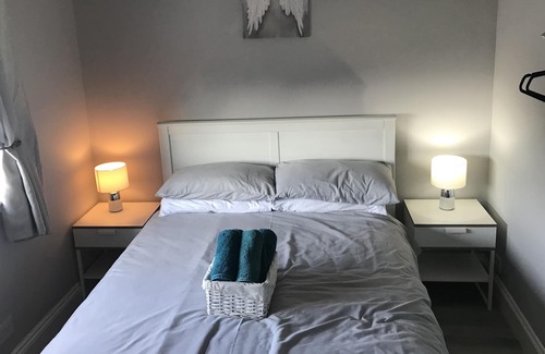 Rosyth House | Queensferry Guest House