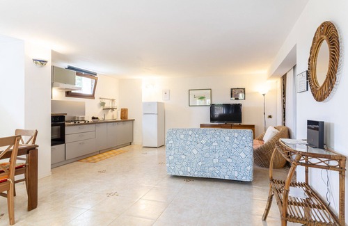 Quercianella Apartment | Quercianella Lovely Apartament Sea View W/Patio!