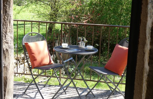 Frontenac Cottage | Quercy cottage, contemporary charm, great comfort, garden with natural swimming pool