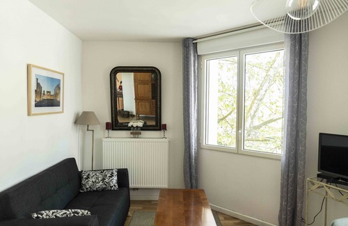 Bastide Apartment | Queyries - 2 chambres avec ascenseur et Parking/