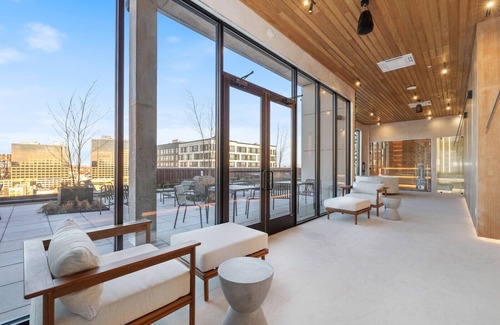 North Ironbound Apartment | Quick NYC Commute, Onsite Gym & Spa