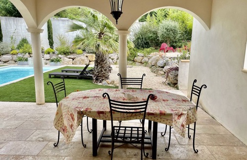 Castelnau-de-Guers Villa | QUIET VILLA CLIM POOL NEAR BEACHES AND LAKE