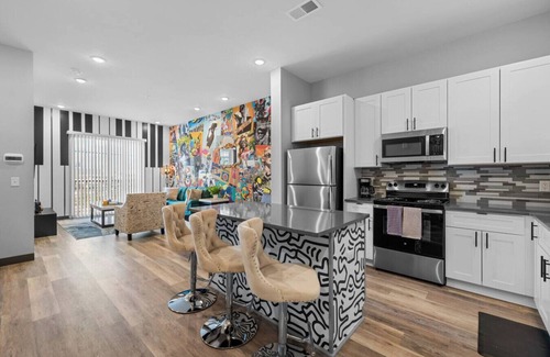 South Nashville Apartment | Quiet 1BR Apt - 8min to Broadway, Free Parking!