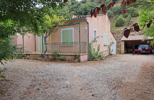 Montbrun-les-Bains House | QUIET 2-BEDROOM VILLA