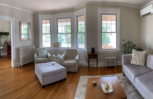 Albany Apartment | Quiet 2-bedroom condo in the heart of Albany