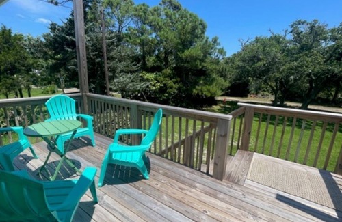 Frisco House | Quiet 2 bedroom Frisco cottage, less than a mile from the beach!