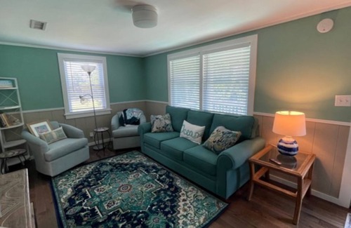 Frisco House | Quiet 2 bedroom Frisco cottage, less than a mile from the beach!