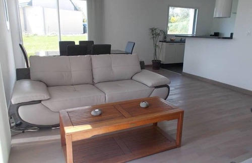 Lannion House | Quiet 2-bedroom house near Perros-Guirec